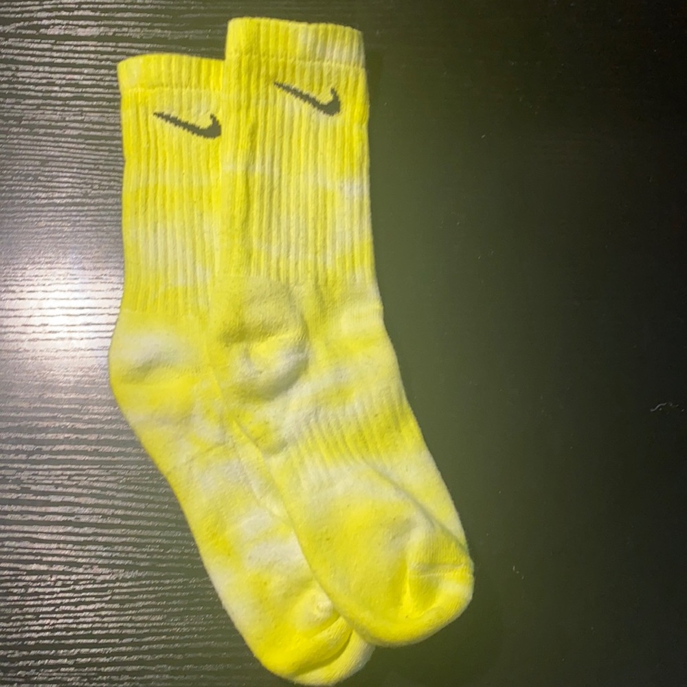 Nike Tie-dye Yellow socks (custom and brand new)